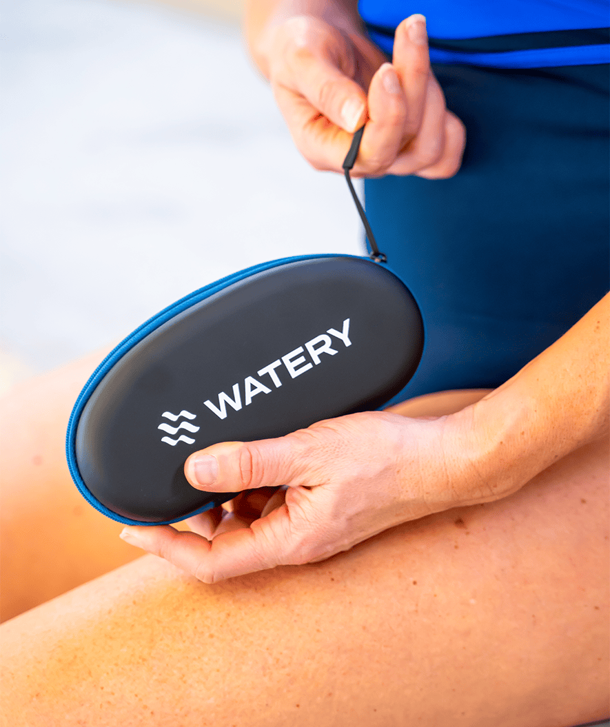 Watery case for swim goggles - Active - Dark blue