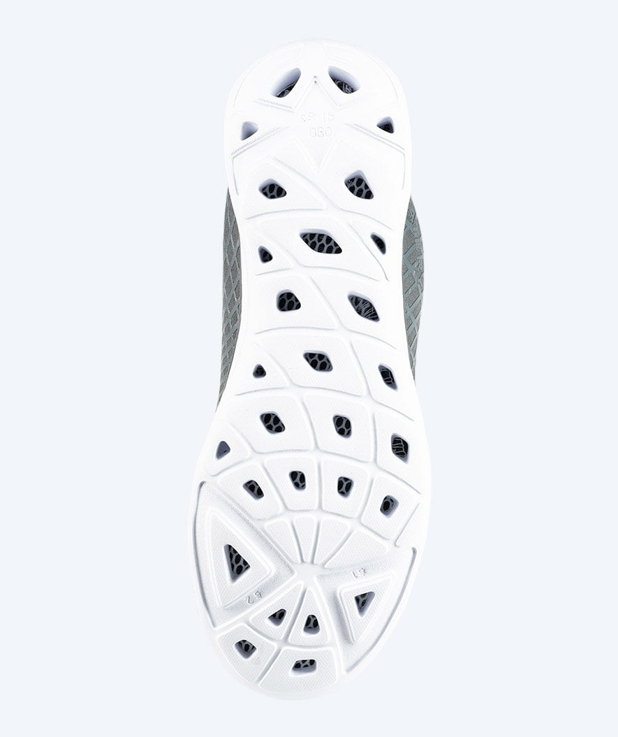 Watery swim shoes for adults - Kawaii - Grey